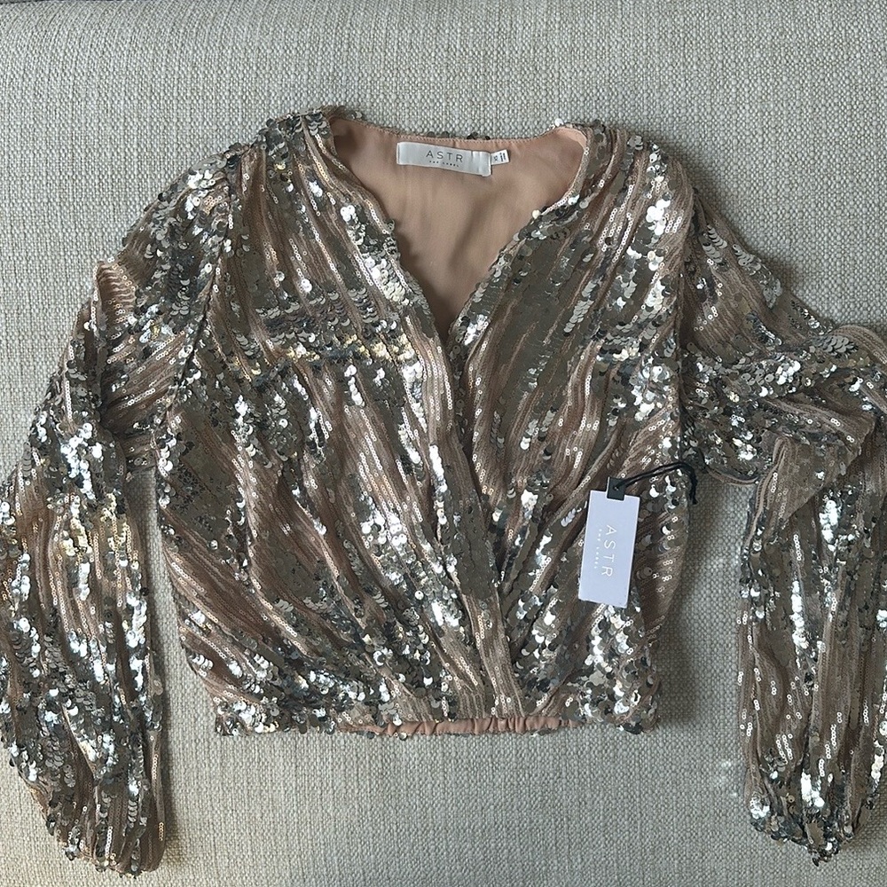 ASTR Primadonna Top Champaign Sequin